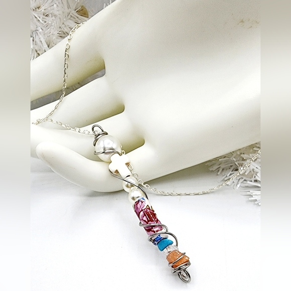 Womens custom made necklace, handcrafted jewelry, kikideeskreations design - Picture 4 of 5